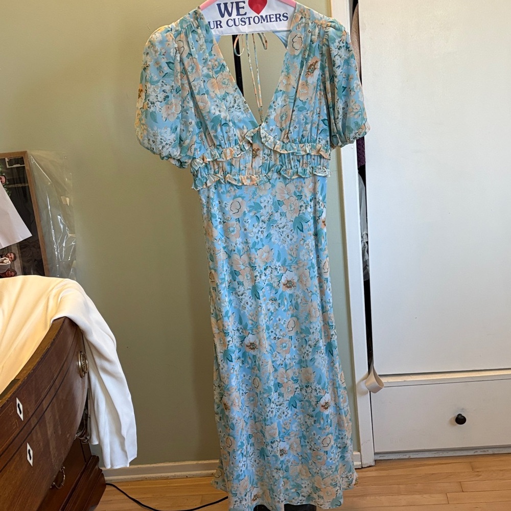 Astr the label blue floral dress open back